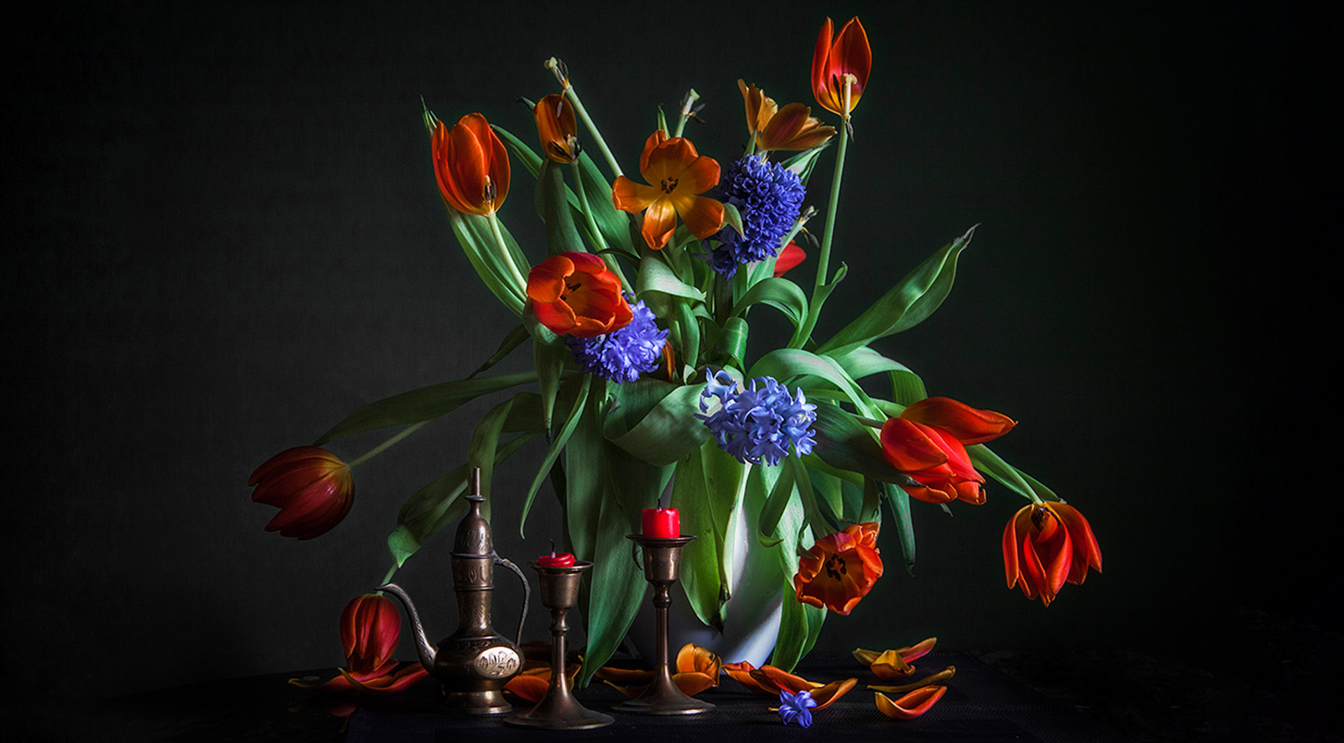 Evelyn-Zacharias-Stillleben-Tulpen-slider